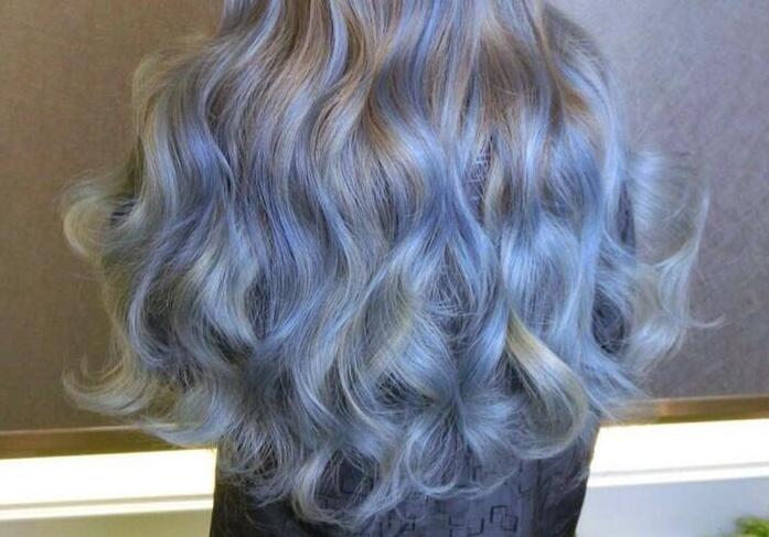 燙發(fā)后的護(hù)理技巧，南寧美發(fā)學(xué)校傾囊相授