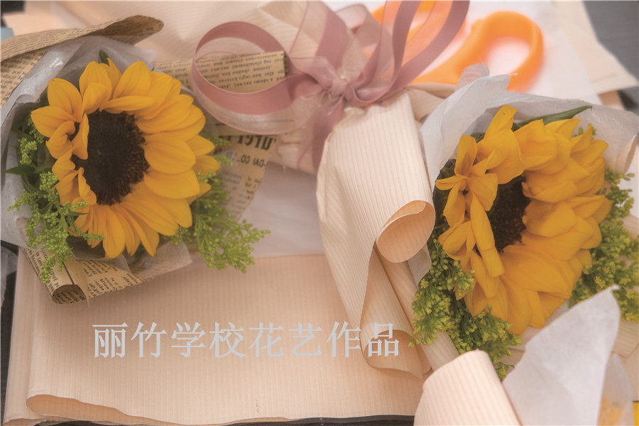 南寧花藝培訓(xùn)機(jī)構(gòu)排行榜：9個(gè)花朵布置的要點(diǎn)