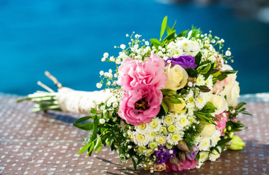  插花過程中簡(jiǎn)單實(shí)用的小技巧，南寧花藝培訓(xùn)班大放送