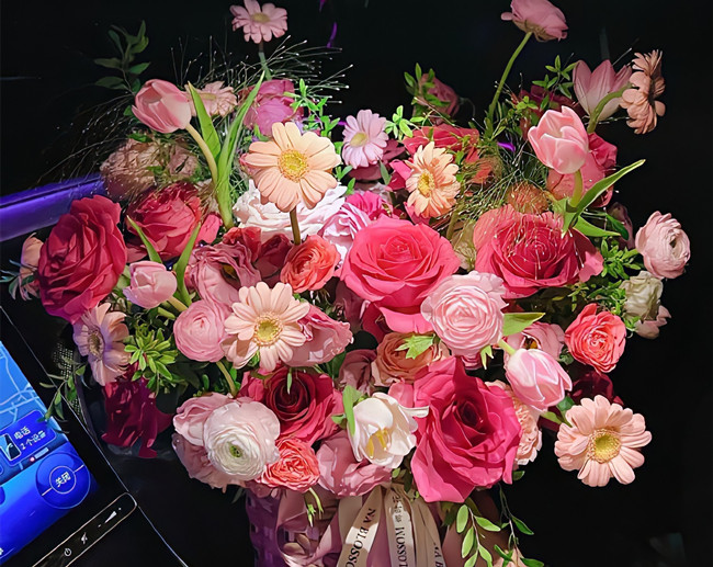 廣西哪里可以學(xué)花藝？廣西花藝培訓(xùn)哪家時(shí)尚？