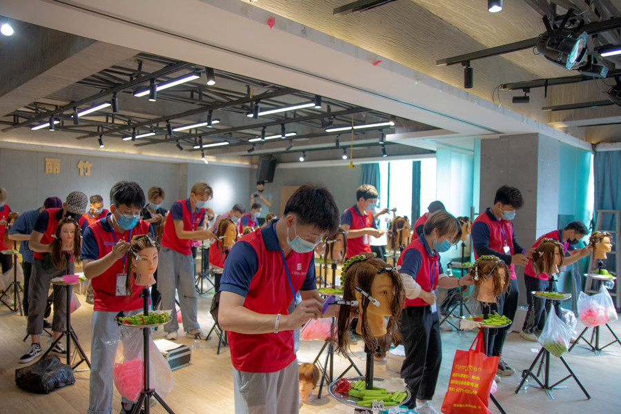 局部燙發(fā)杠排列法，南寧燙發(fā)染發(fā)課程概述