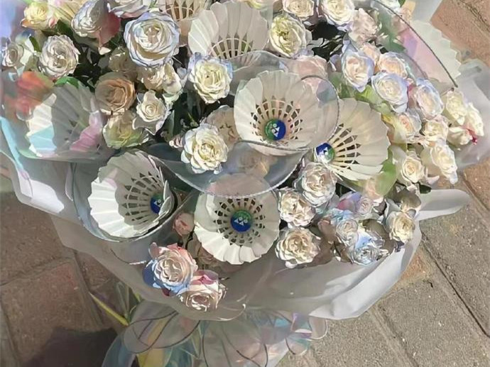 羽毛球花束，南寧鮮花花藝職業(yè)學(xué)校分享