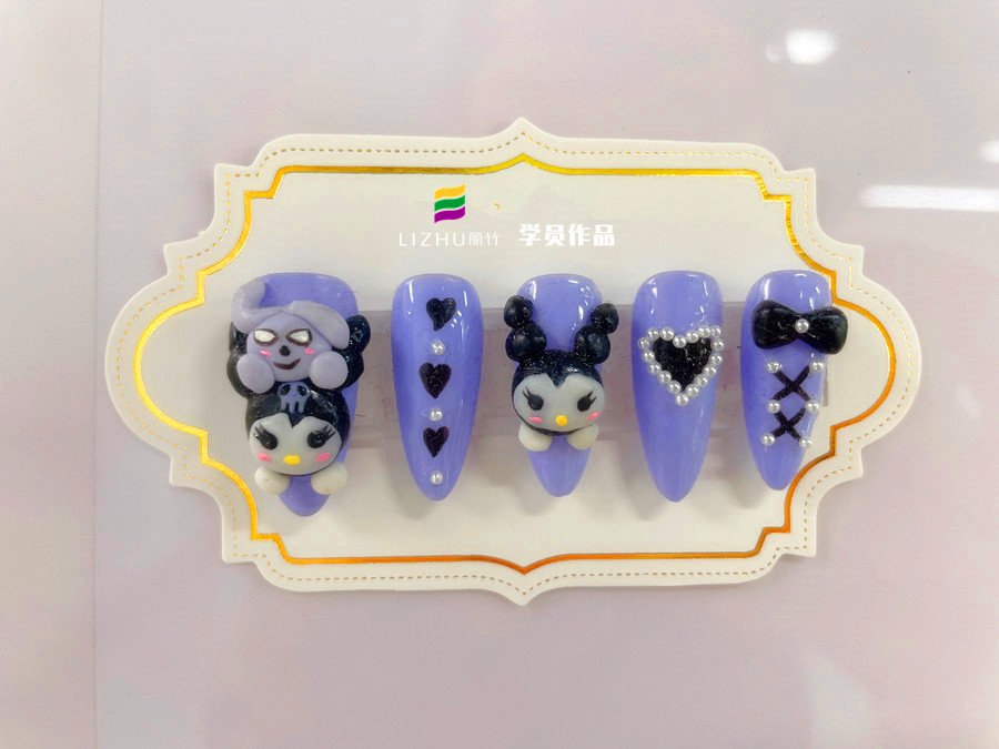 雕花+彩繪美甲，廣西美甲進(jìn)階培訓(xùn)