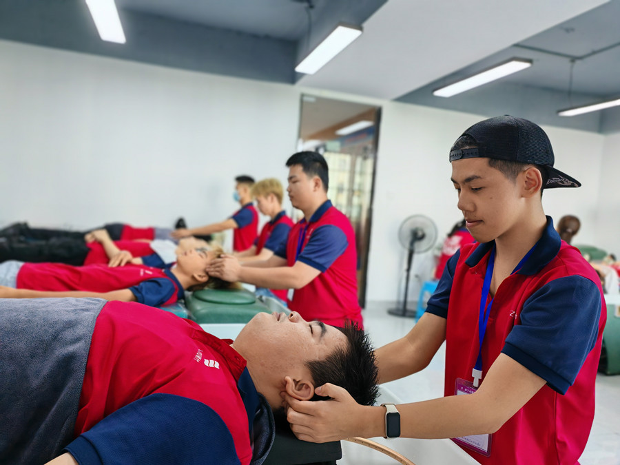 如何養(yǎng)成好秀發(fā)？廣西美發(fā)養(yǎng)發(fā)護發(fā)培訓教你