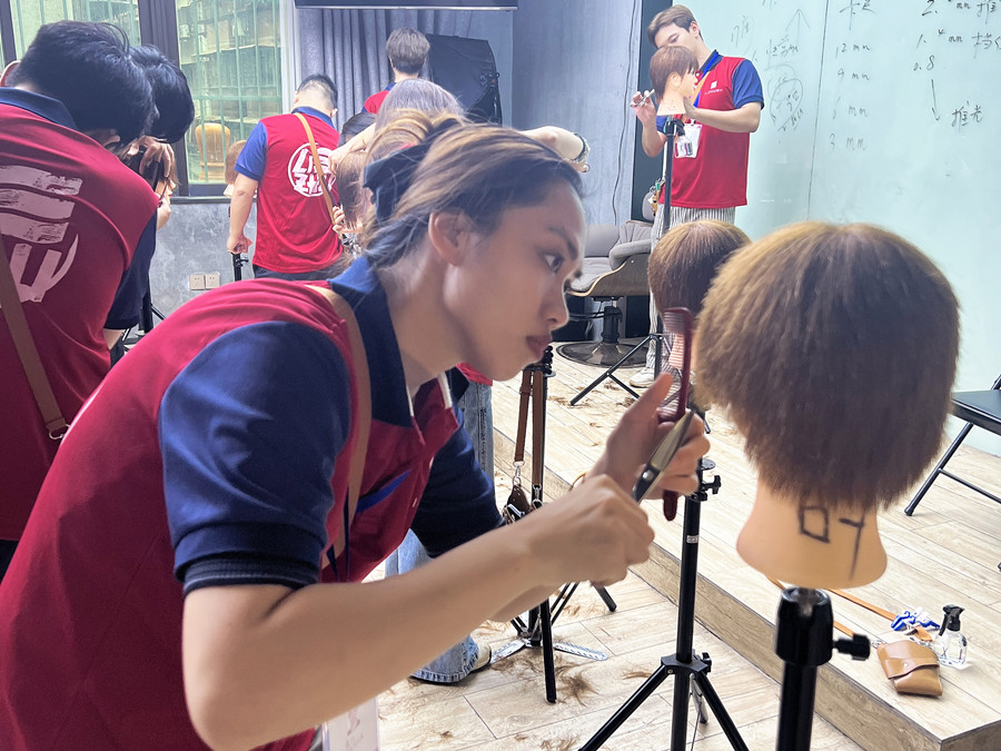 美發(fā)新手核心技術(shù)點，廣西剪發(fā)造型學(xué)校分享