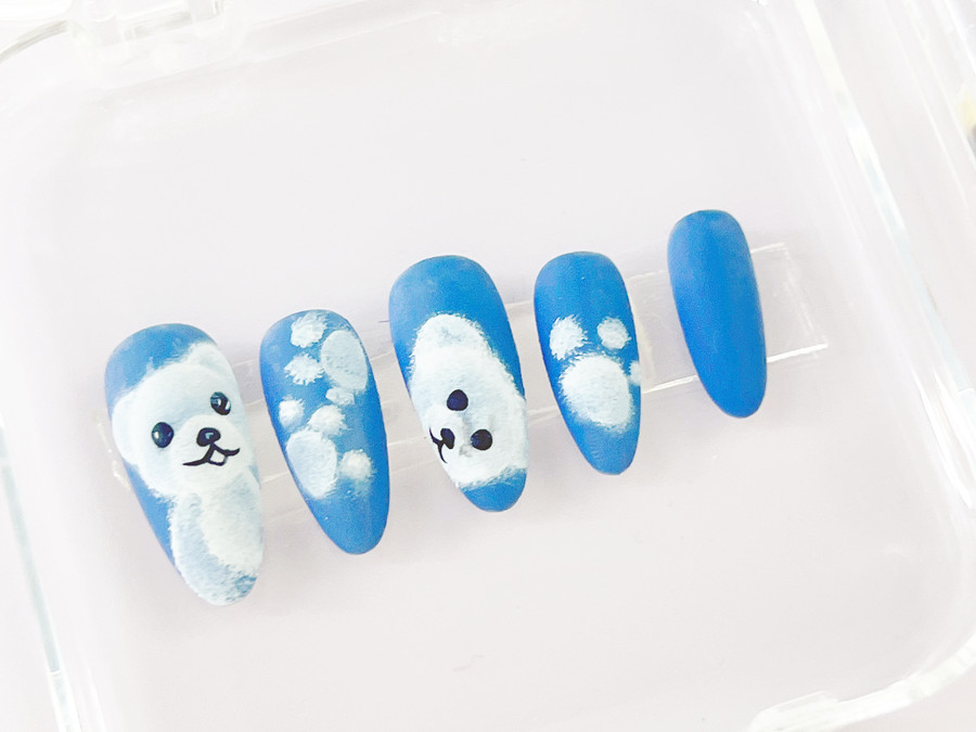 毛絨搓搓熊卡通美甲，南寧美甲進修深造作品